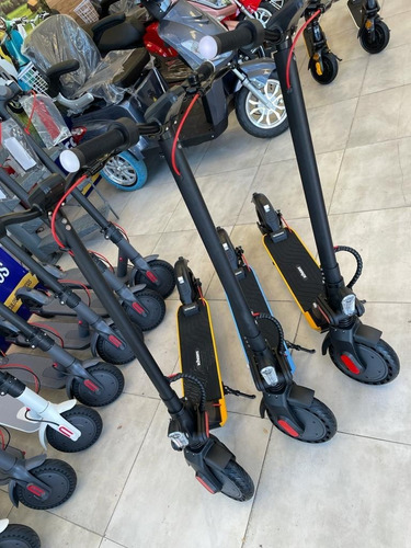 Monopatin Schoom Electric Scooter U2