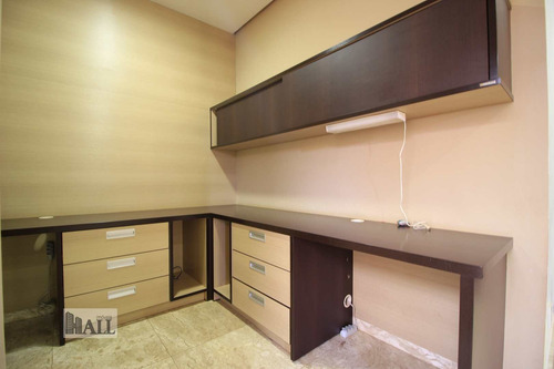 Casa À Venda No Condomínio Damha I Com 5 Quartos E 6 Vagas - V5997