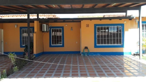 Imagen 1 de 5 de Casa En La Urb. Valle De Oro. Cod.: Lemc-305