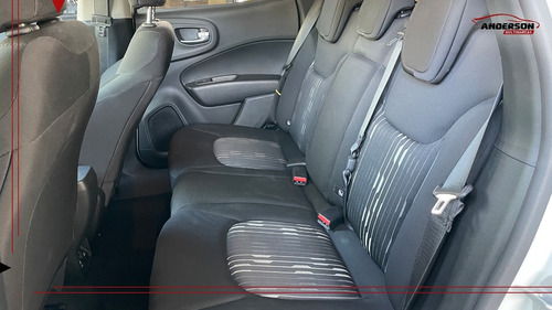 Imagem 7 de 8 de Fiat Toro Endurence 1.8 Flex