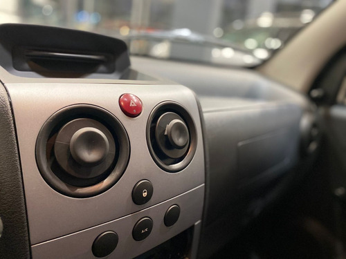 Imagen 16 de 25 de Citroën Berlingo 2023 1.6 Hdi 92 Bussines