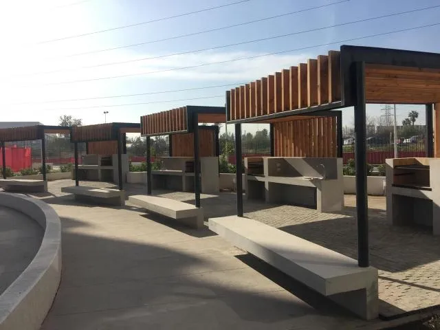 Imagen 5 de 18 de Metro Carlos Valdovinos 1d1b