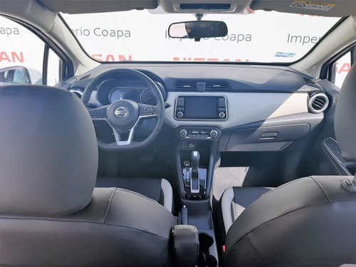 Nissan Versa Platinum Cvt