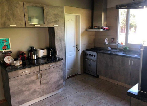 Imagen 3 de 24 de Casa - Barrio Parque Leloir