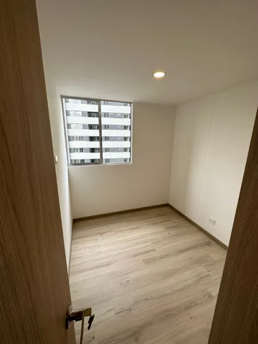 Vive En Las Alturas Con Estilo Y Confort Apartamento En Urbanity,