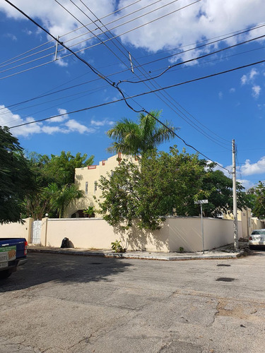 Residencia Con Gran Ubicación