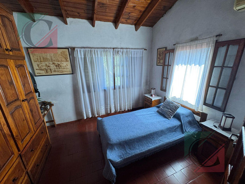 Casa En 3 Ambientes Con Cochera Y Galpon