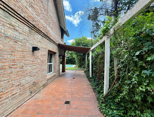 Casa En Venta En Los Fresnos, Pilar, G.b.a. Zona Norte