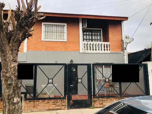 Imagen 2 de 14 de Casa En Venta En Villa De Mayo