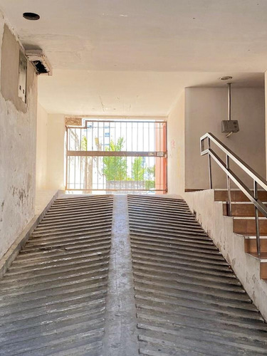 Imagen 4 de 5 de Cochera En Venta - La Plata