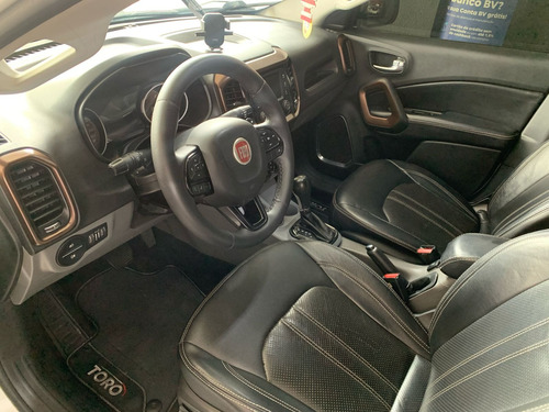 Fiat Toro 2.0 Volcano 4x4 Aut. 4p