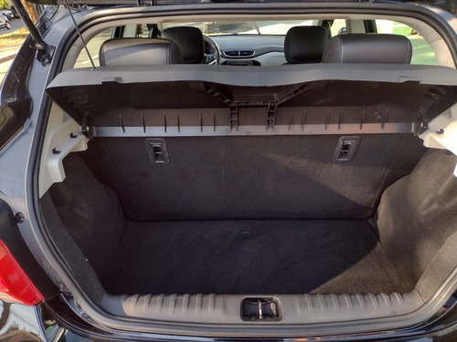 Chevrolet Onix Onix 1.0 MPFI LT 8V FLEX 4P MANUAL