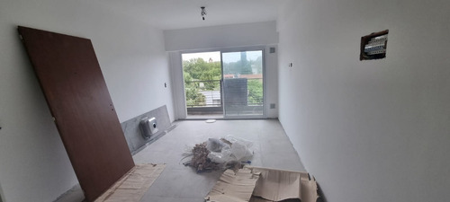 En Venta Palomar Departamento De 1 Ambiente Balcon F: 9206