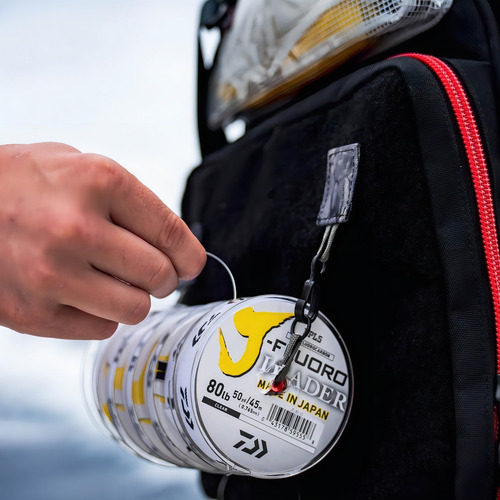 Línea Fluorocarbon Daiwa 30lb Leader Clear 50yds Color Blanco