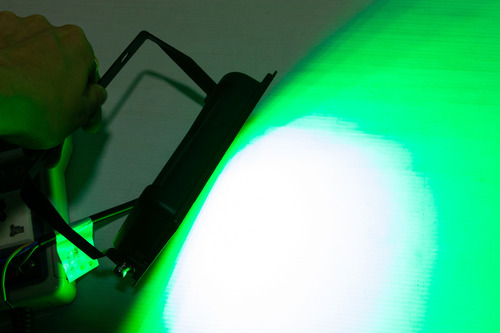 Reflector Led 30w 220v Verde O Azul P/ Exterior O Interior