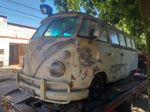 Volkswagen Kombi Corujinha 74 C/ Docks E Motor P/ Restaurar