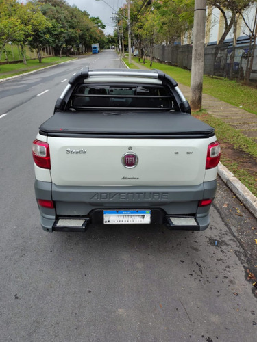 Fiat Strada 1.8 16v Adventure Cab. Dupla Flex 3p