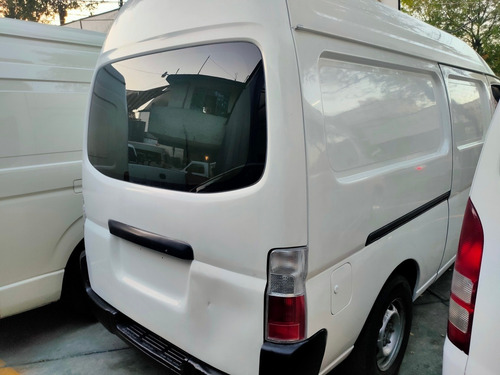 Imagen 6 de 11 de Nissan Urvan Panel Toldo Alto T/m A/a Diesel 2013