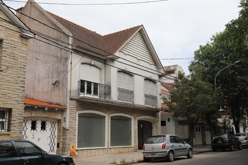 Imagen 6 de 16 de Excelente Chalet En Zona Plaza Mitre - Apto: Desarrollo / Vivienda / Profesional