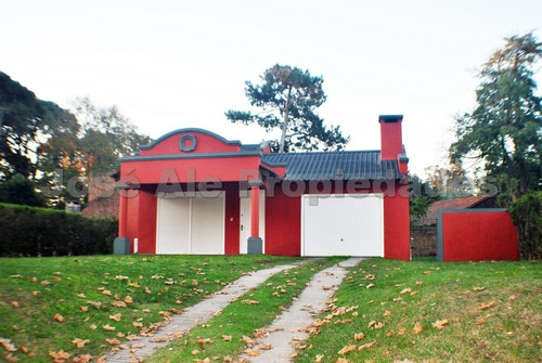 Imagen 2 de 11 de En Venta Chalet De 3 Dormitorios Colonia Del Sacramento