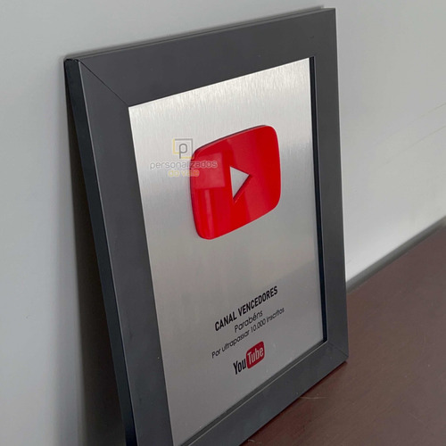 Imagem 4 de 7 de Placa Youtube