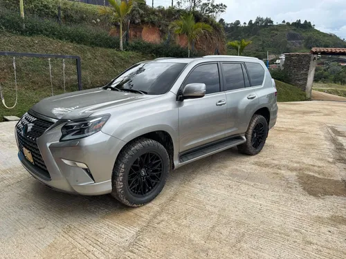 Lexus GX 4.6 460 Premium