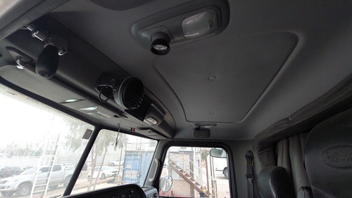 Imagen 12 de 24 de Camion Peterbilt 365 6x4 Petrolero Wireline ( Scania Volvo )