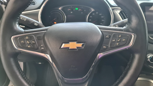 Imagen 8 de 12 de Chevrolet Malibu Hybrid