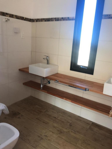 Venta Alquiler Casa 3 Dormitorios 3 Baños Mirador De La Tahona #383