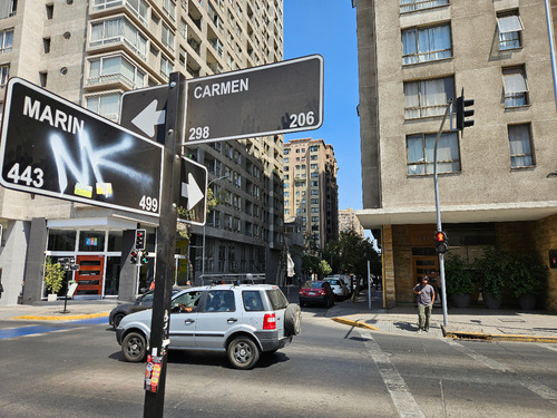 Depto 74 M², Carmen 297 Esquina Marin, Santiago Centro