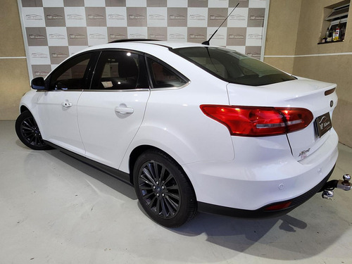 Ford Focus 2.0 Titanium Plus Sedan 16v Flex 4p Powershift
