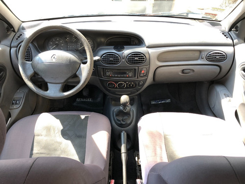 Renault Megane 1.6 Pack Plus 5p 2006 (único Dueño)
