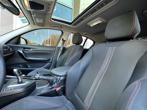 Imagen 19 de 22 de Bmw Serie 1 1.6 120i Sport Line At 177cv