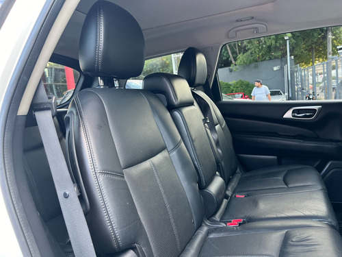 Nissan Pathfinder 3.5 Exclusive 4x4 Cvt