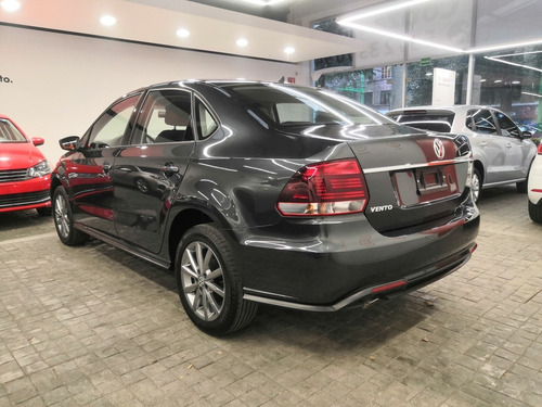 Imagen 3 de 15 de Volkswagen Vento 2020 1.6 Confortline Mt