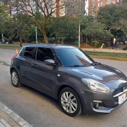Suzuki Switf Hibrido Mecanico 2022