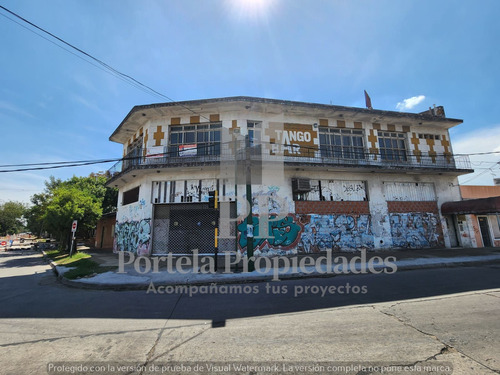 Local 500m2 Esquina Comercial