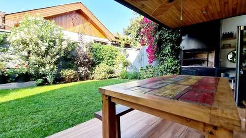 Imagen 18 de 19 de Casa En Venta De 3 Dorm. En Vitacura