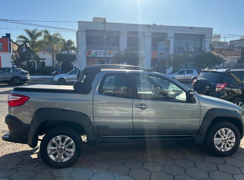 Imagen 2 de 9 de Fiat Strada 1.6 Adventure Cd Pack Top