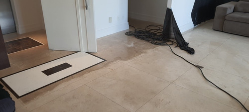 Imagem 4 de 5 de Mão De Obra Reparo Polimento Piso Mármore,porcelanatos