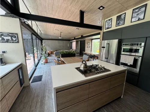 Casa Para Arriendo Amoblada En Alto De Las Palmas
