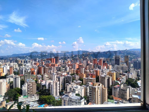 Cd.alquiler De Penthouse. Avenida Andres Bello.