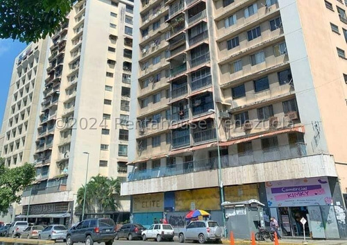 Apartamento En Venta  - Delia Pereira