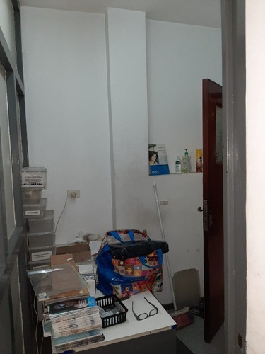 Imagen 8 de 14 de Oficinas Comerciales En Venta - Moron Centro