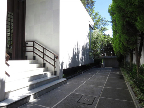Casa Venta En El Corazón De Lomas De Chapultepec