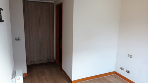 Oportunidad San Miguel 2 Dorm, 2 Baños, Estacionamiento