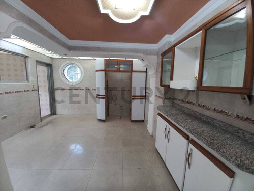 Apartamento En Venta Resid. Ana María El Picacho- San Antonio De Los Altos