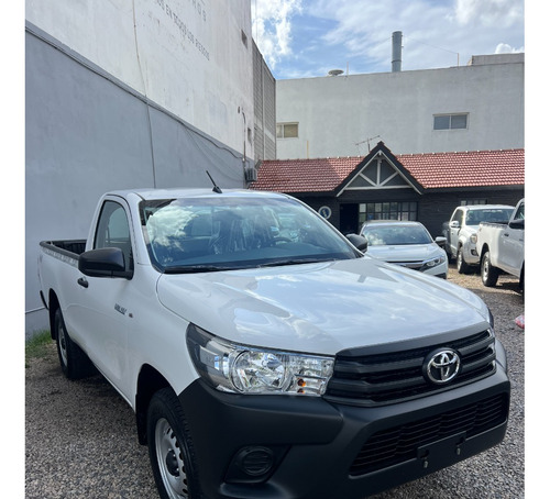 Toyota Hilux Pick-up 2.4 Cs Dx 150cv 4x4