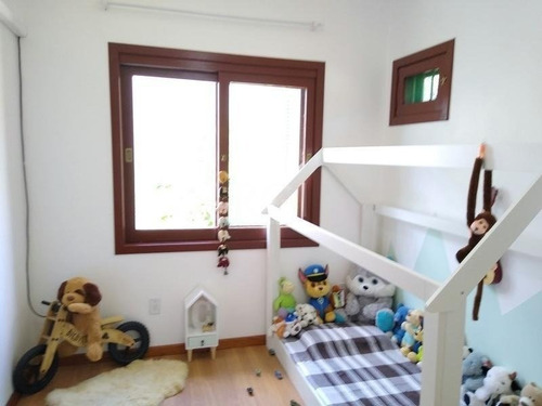 Casa Em Cantegril Com 5 Dormitórios - Ot7647