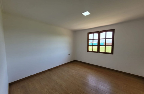 Dos Casas En Terreno De 5000m2 Chicureo
